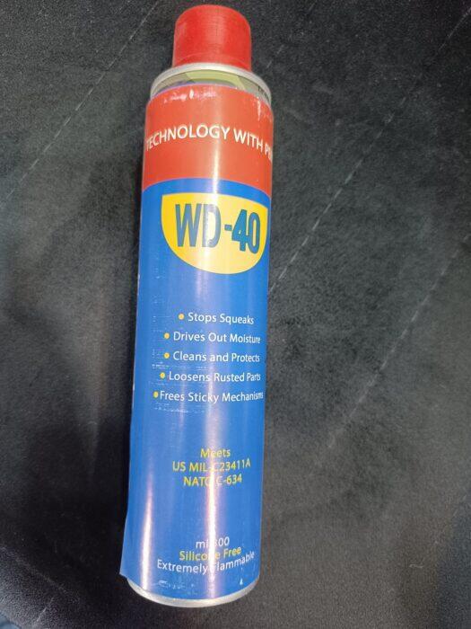 قوطی اسپری WD-40 ایرانی ۳۰۰ میلی‌لیتر از روبه‌رو